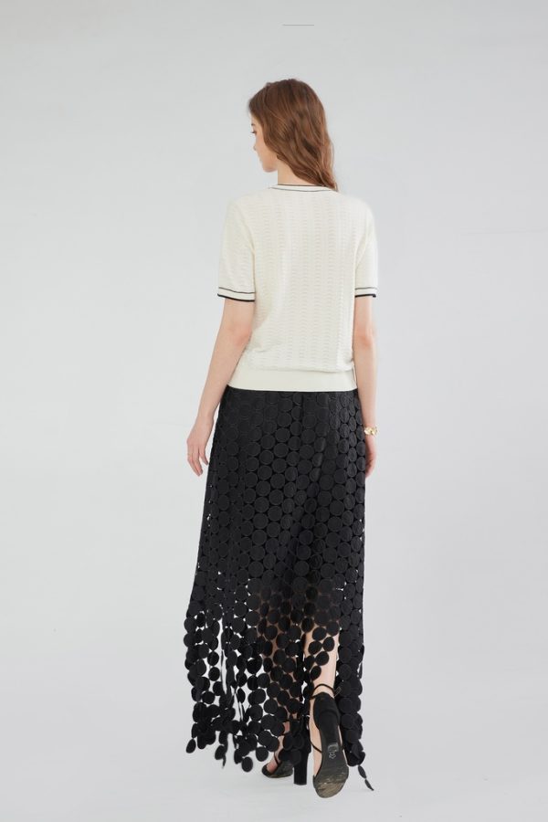 Factory Customized Women's Hollow Knitted Top Pullover Top Short Sleeve Round Neck Two-color Ribbed Cuffs Knitwear - 图片 4