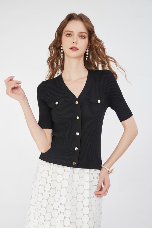 Wholesale Custom Women's V-Neck Ribbed Knit Cardigan Short Sleeve Slim Fit Top with Gold Buttons - 图片 2