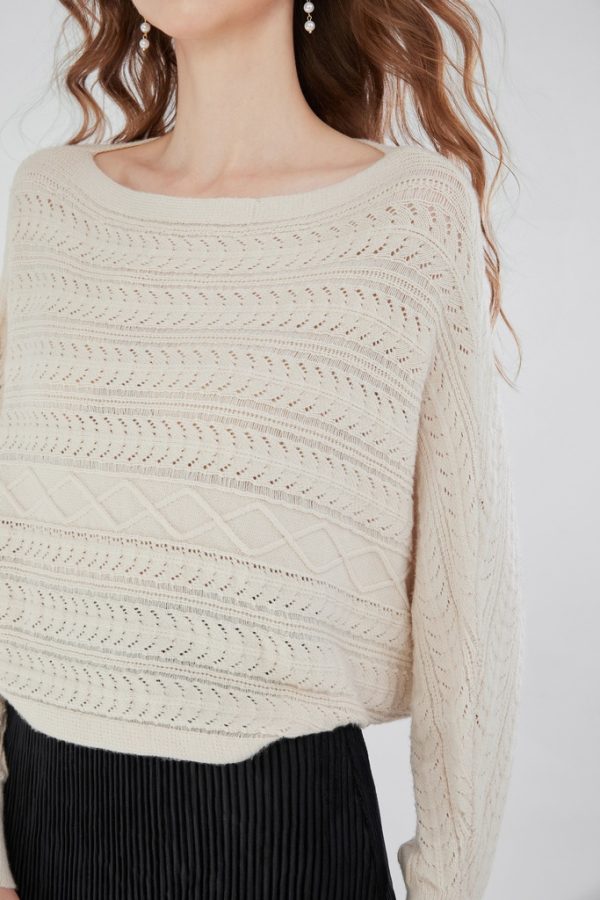 Boat Neck Batwing Sleeve Crop Sweater in White Hollow Drop Shoulder Knitwear for Women - 图片 2