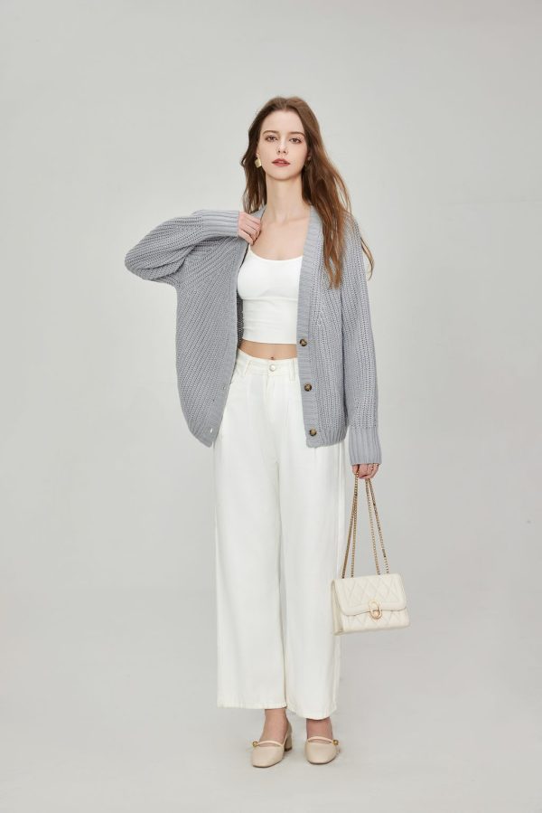 Custom Solid Color V-Neck Button Front Women's Knitted Cardigan Classic Retro Long Sleeve Top Knitted Sweater Jacket Coat - 图片 3