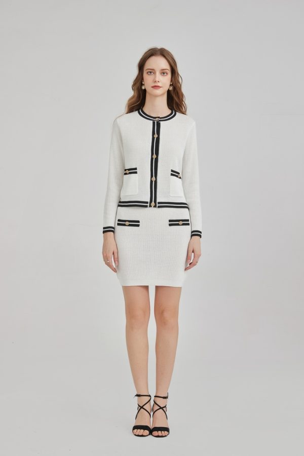 Haute Couture Tweed Blazer Knitted Button Round Neck Cardigan and Hip-hugging Low Waist Double Pocket Mini Skirt 2-piece Set - 图片 3