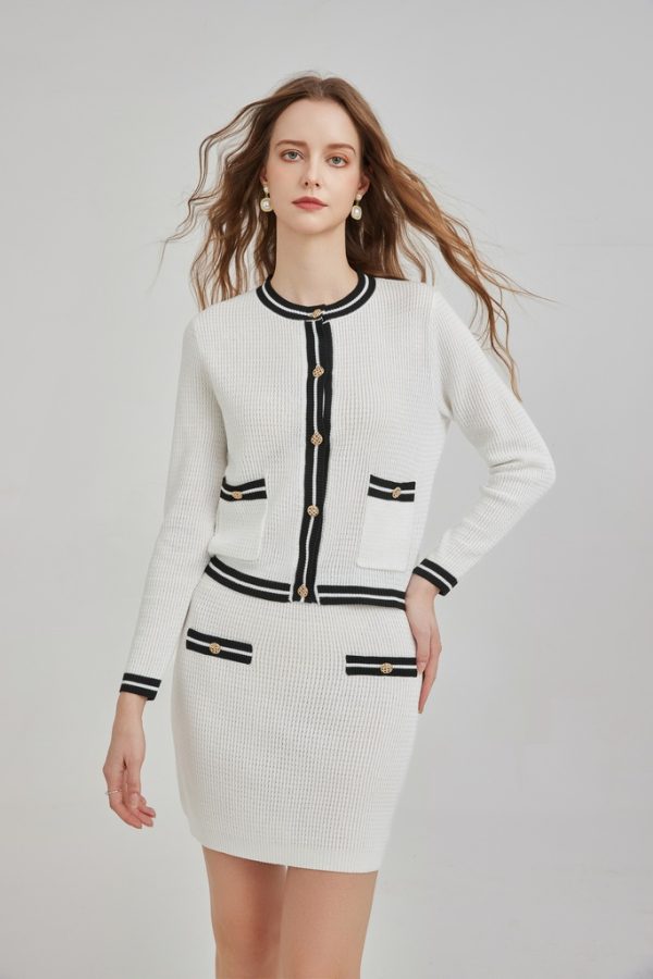 Haute Couture Tweed Blazer Knitted Button Round Neck Cardigan and Hip-hugging Low Waist Double Pocket Mini Skirt 2-piece Set