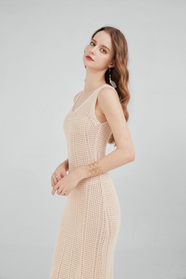 Custom High Quality Women's Knitwear Casual Sleeveless Suspender Sweater Beach Dress Sleeveless Hollow-Out Knit Long Maxi Dress