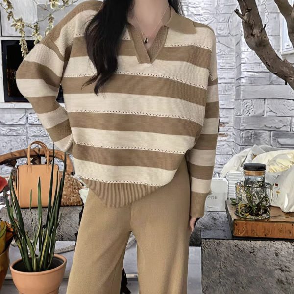 Wholesale 2025 Autumn Retro Casual Style High Grade Soft Glutinous Loose Striped Polo Neck Fashion Knitted Women's Set - 图片 2