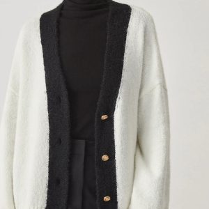 OEM Low MOQ Bulk Knitwear Supplier Vintage Look Cardigan Black White Soft Touch Fashion Loose Fluffy Durable Knitting