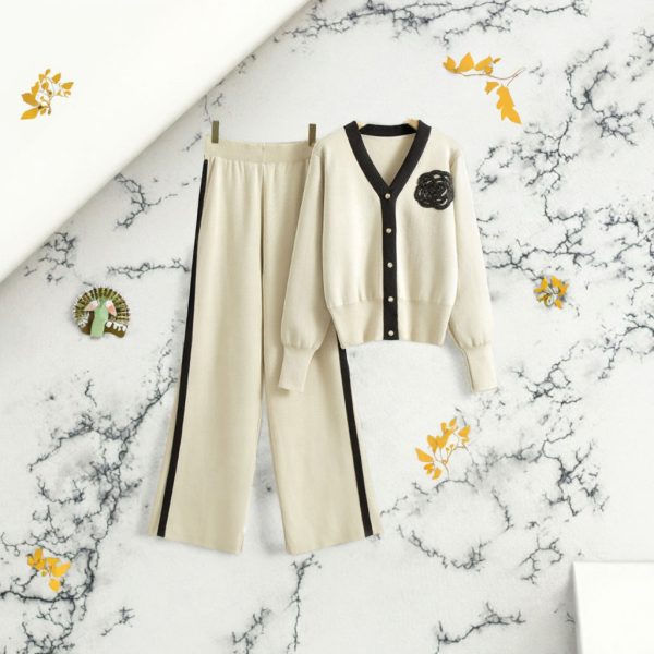 2024 Autumn and Winter New Sweater Set V-Neck Long-Sleeved Cardigan Top & Loose Wide-Leg Pants Solid Knitting Two-Piece Set - 图片 2