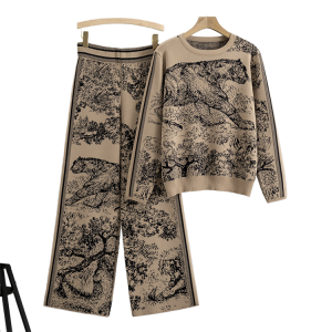 Autumn Casual Knit Outfits Wholesale 2-Piece Set with Printed Long Sleeve Sweater and Pants Breathable Animal Pattern