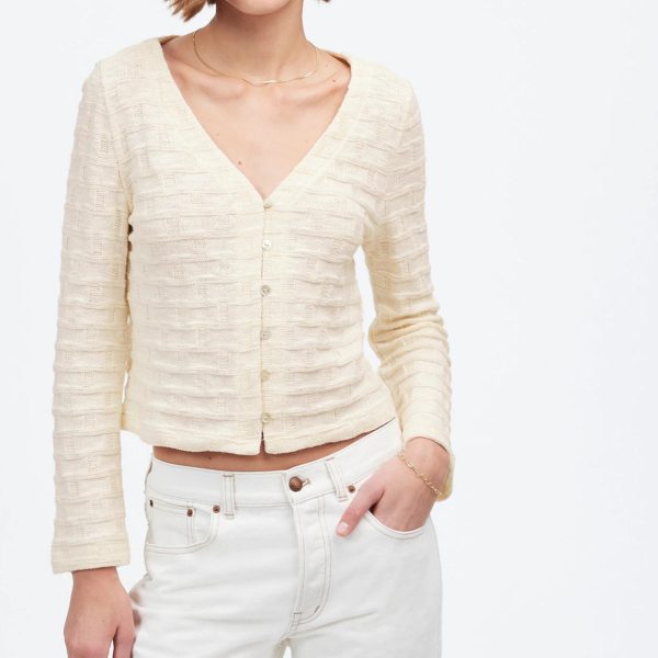 Minimalist Solid V Neck Single Breasted Long Sleeve Knit Cardigan Versatile and Slim Fit Cropped Knit Top for Office Wear - 图片 2