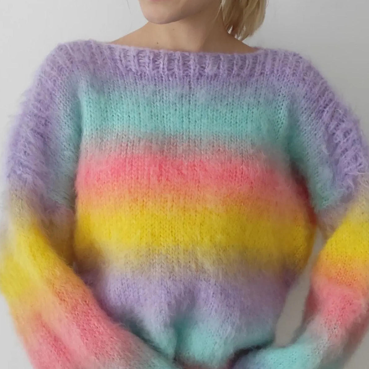 Women's Rainbow Gradient Fuzzy Knitted Sweater Sweet - Style Rainbow Gradient Fuzzy Knit Sweater Mohair Women's Sweater