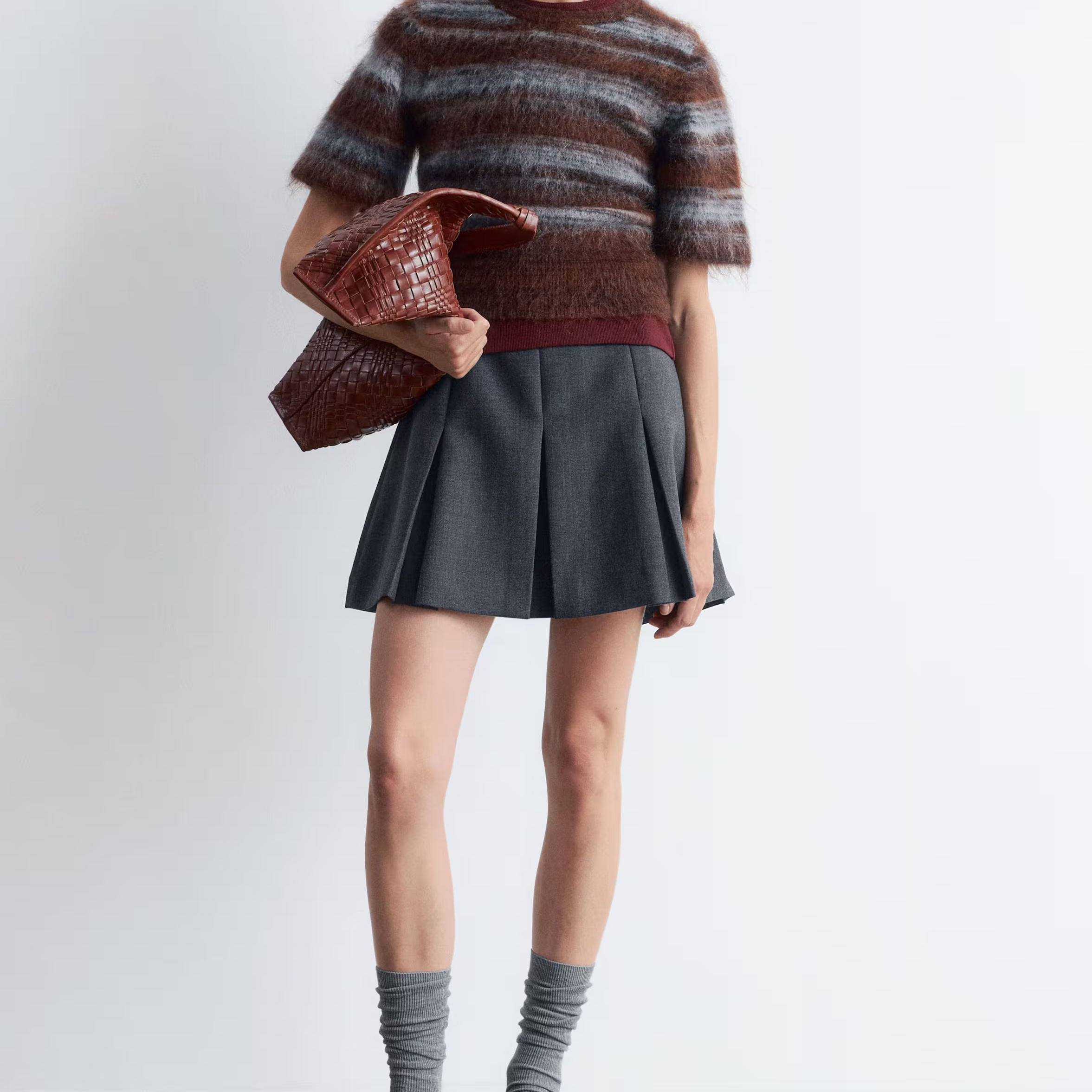 Brushed-Knit Stripe ShortSleeved Sweater Women's Knit Mohair Sweater Retro Style Soft and Comfortable Crochet Sweater for Women - 图片 2