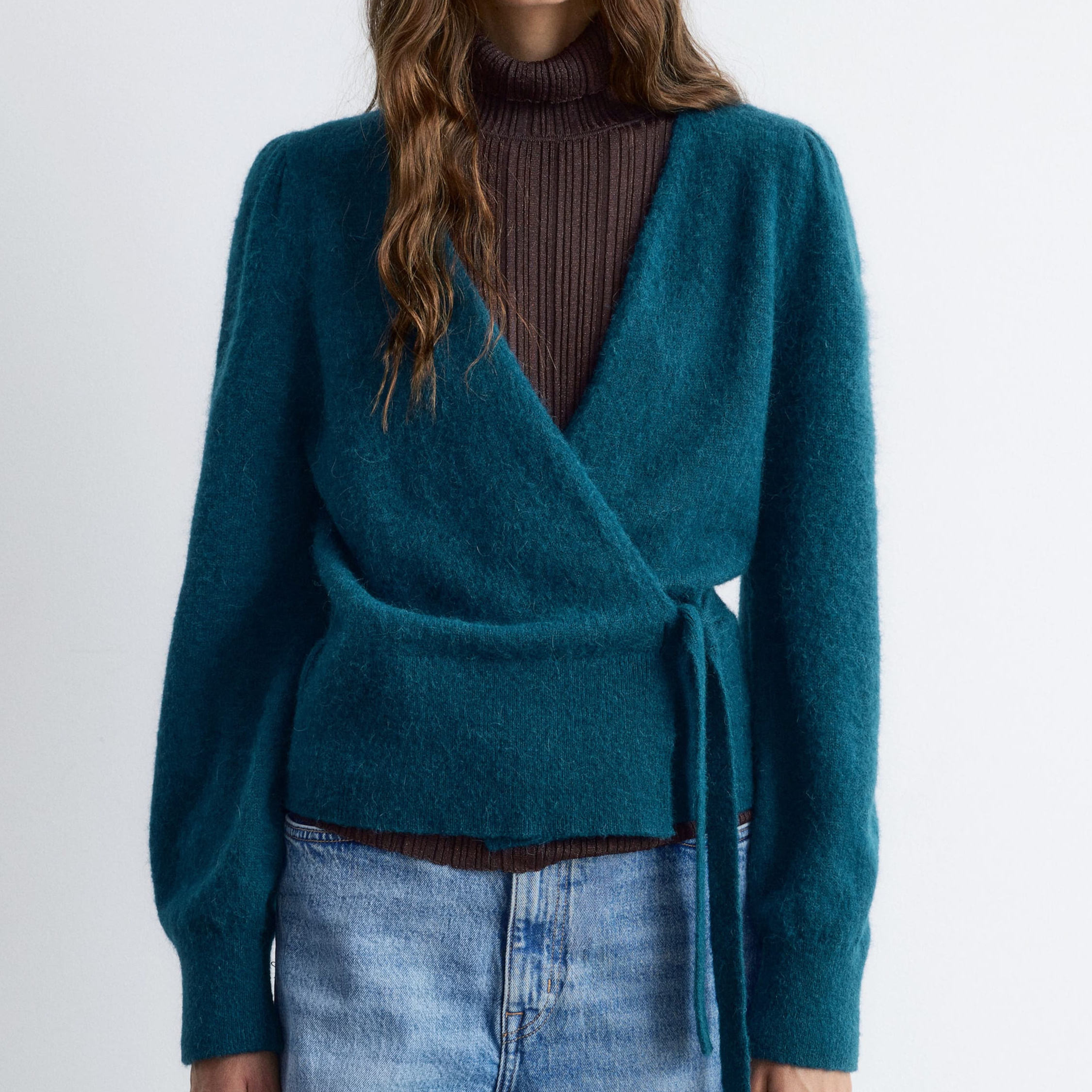 Elegant Retro VNeck Cross-Wrap Minimalist Style Sweater Fluffy Soft Cropped Tie-Front Knit Top Mohair Knit Sweater Women Sweater - 图片 3