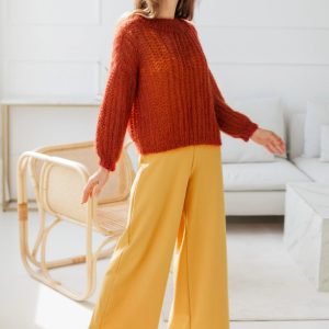 Warm - Toned Reddish - Brown Crew - Neck Knitted Top Comfortable and Skin - Friendly Lantern - Sleeve Crew - Neck Sweater
