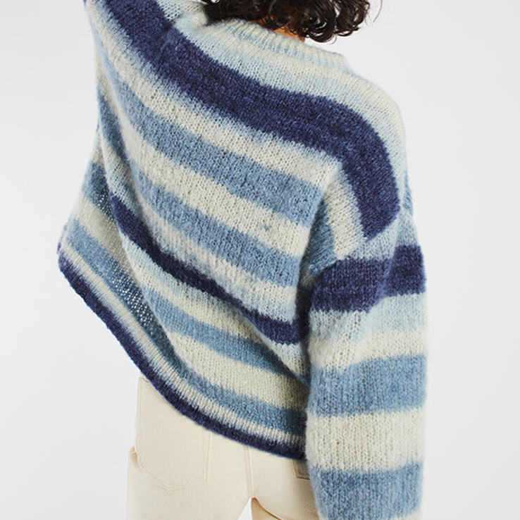 Fashionable Versatile Vintage-Style Blue-And-White Striped Crew-Neck Fuzzy Knitted Sweater for Women Mohair Knit Sweater - 图片 2