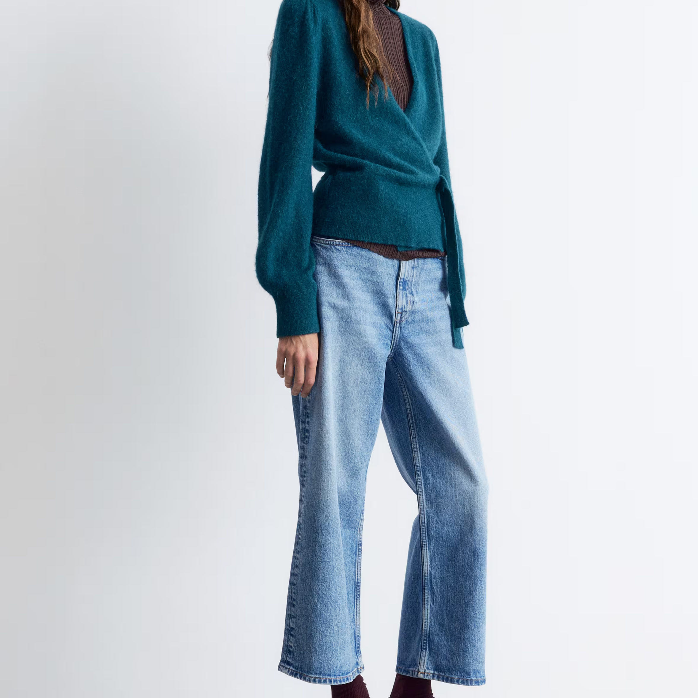 Elegant Retro VNeck Cross-Wrap Minimalist Style Sweater Fluffy Soft Cropped Tie-Front Knit Top Mohair Knit Sweater Women Sweater - 图片 4