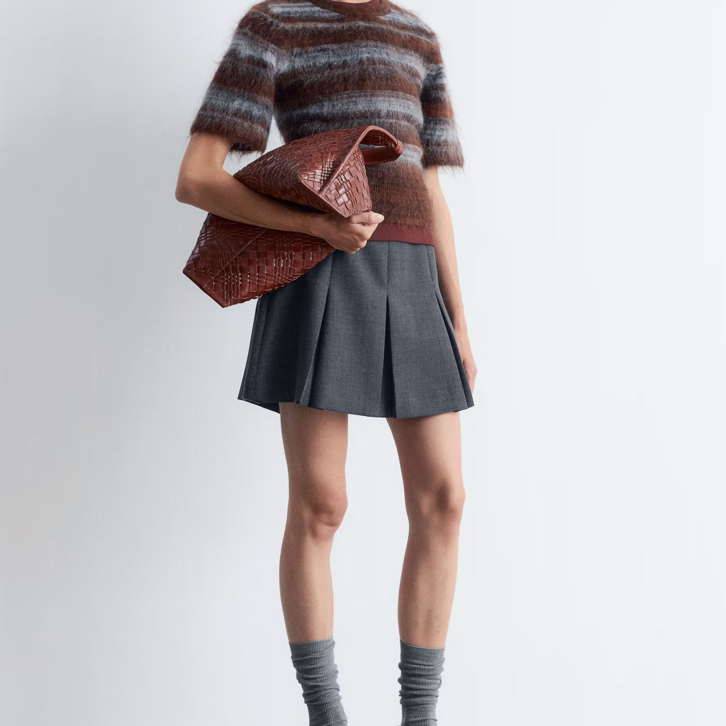 Brushed-Knit Stripe ShortSleeved Sweater Women's Knit Mohair Sweater Retro Style Soft and Comfortable Crochet Sweater for Women - 图片 4